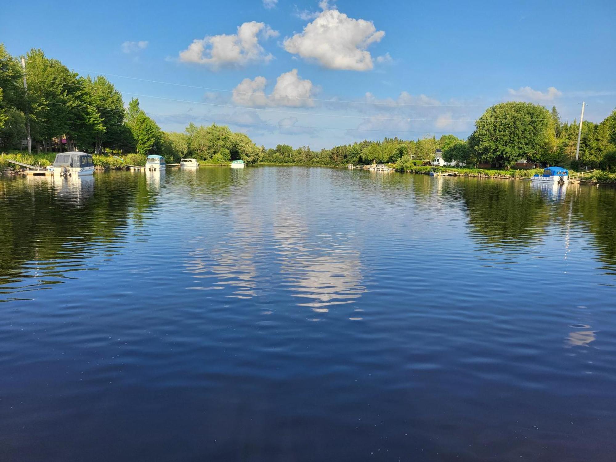 Le Reflet De La Riviere B&B Weedon-Centre 外观 照片